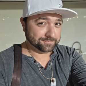 Meet your Posher, Zach